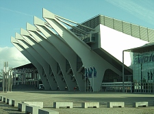 Das Foto zeigt die Bremen Arena, die ehemalige Stadthalle