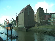 Der Holzhafen in der heutigen Überseestadt