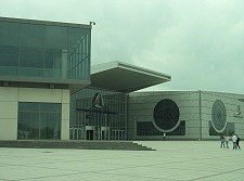 Auf dem Gelände der AG Weser befindet sich heute das Shopping-Center Waterfront